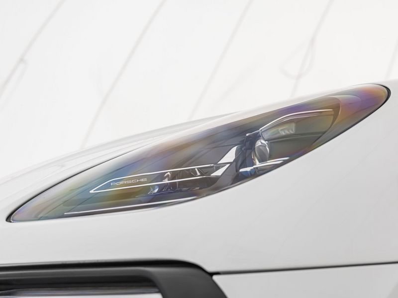 https://cdn-dk.caraffinity.it/dealer/datafiles/vehicle/images/800/1334/lWuyp47royaFVBWV.jpeg?opacity=0&size=100&position=BOTTOM_CENTER&border=0&watermark=%2Fdealer%2Fdatafiles%2Fvehicle%2Fimages%2Fwatermark%2F1334%2F0cdce9f1-3b9c-4b85-88e2-fd43543cd032.png