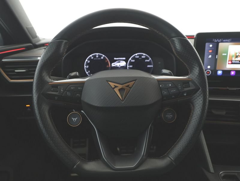 https://cdn-dk.caraffinity.it/dealer/datafiles/vehicle/images/800/1334/mP9yJeXrvqfBTqTq.jpeg?opacity=0&size=100&position=BOTTOM_CENTER&border=0&watermark=%2Fdealer%2Fdatafiles%2Fvehicle%2Fimages%2Fwatermark%2F1334%2F0cdce9f1-3b9c-4b85-88e2-fd43543cd032.png