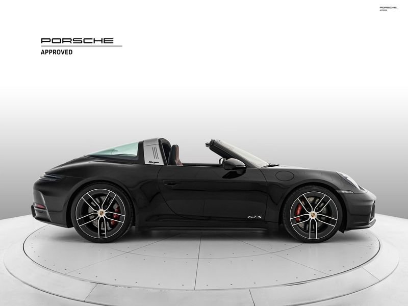 https://cdn-dk.caraffinity.it/dealer/datafiles/vehicle/images/800/1334/uWualyyQjbPJwVAw.jpeg?opacity=0&size=100&position=BOTTOM_CENTER&border=0&watermark=%2Fdealer%2Fdatafiles%2Fvehicle%2Fimages%2Fwatermark%2F1334%2F0cdce9f1-3b9c-4b85-88e2-fd43543cd032.png