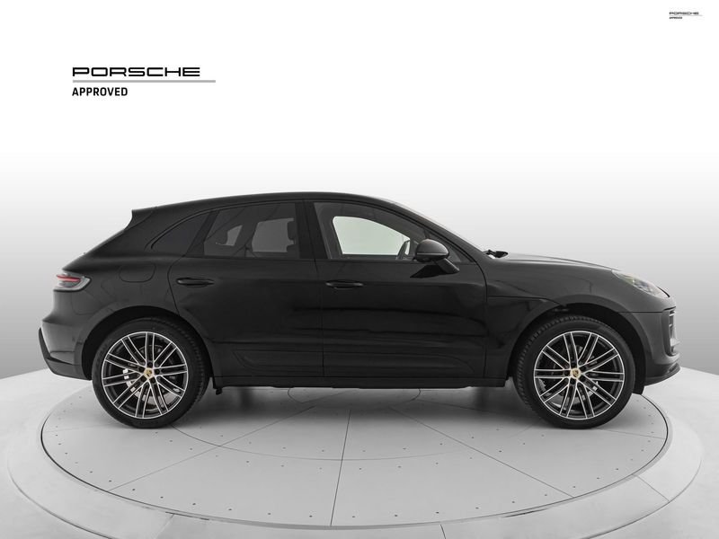 https://cdn-dk.caraffinity.it/dealer/datafiles/vehicle/images/800/1334/vik4JELklIq2vpKp.jpeg?opacity=0&size=100&position=BOTTOM_CENTER&border=0&watermark=%2Fdealer%2Fdatafiles%2Fvehicle%2Fimages%2Fwatermark%2F1334%2F0cdce9f1-3b9c-4b85-88e2-fd43543cd032.png