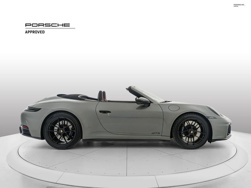 https://cdn-dk.caraffinity.it/dealer/datafiles/vehicle/images/800/1334/vvys2rdgseLftadN.jpeg?opacity=0&size=100&position=BOTTOM_CENTER&border=0&watermark=%2Fdealer%2Fdatafiles%2Fvehicle%2Fimages%2Fwatermark%2F1334%2F0cdce9f1-3b9c-4b85-88e2-fd43543cd032.png