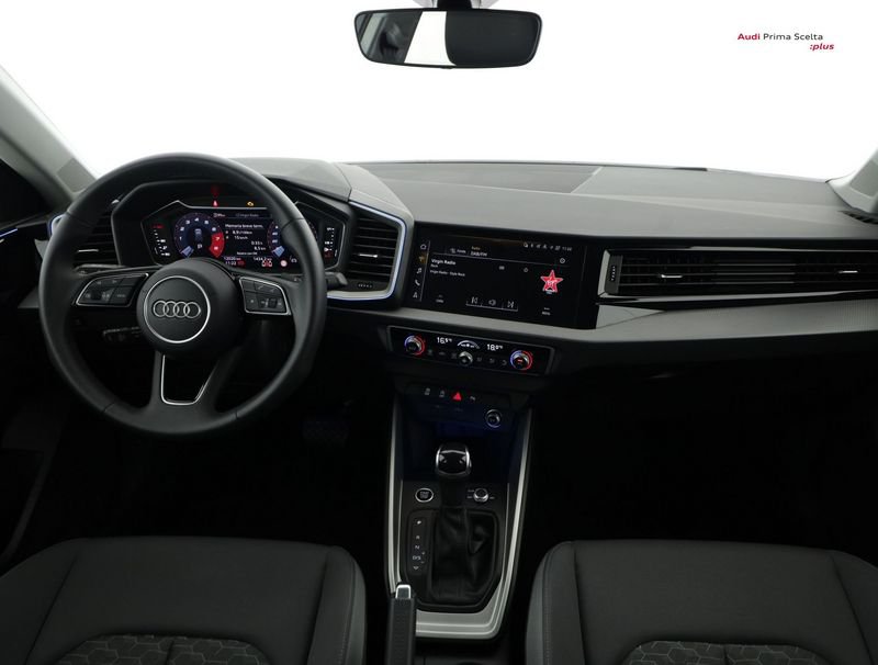 https://cdn-dk.caraffinity.it/dealer/datafiles/vehicle/images/800/1334/yZsVkBteuvLzvOw7.jpeg?opacity=0&size=100&position=BOTTOM_CENTER&border=0&watermark=%2Fdealer%2Fdatafiles%2Fvehicle%2Fimages%2Fwatermark%2F1334%2F0cdce9f1-3b9c-4b85-88e2-fd43543cd032.png