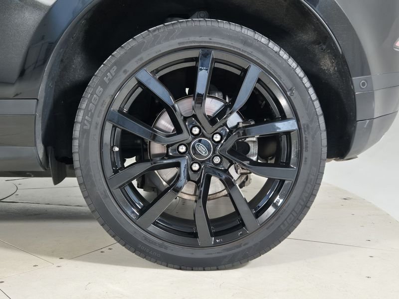 https://cdn-dk.caraffinity.it/dealer/datafiles/vehicle/images/800/1452/05MNjOdPtQjGaSrp.jpg