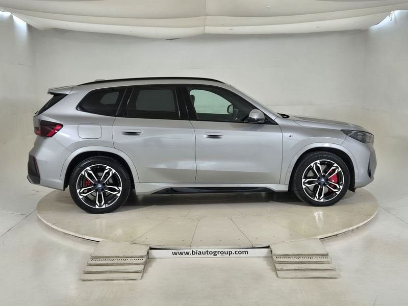https://cdn-dk.caraffinity.it/dealer/datafiles/vehicle/images/800/1452/1GgSFt4gkNk3rOoy.jpg