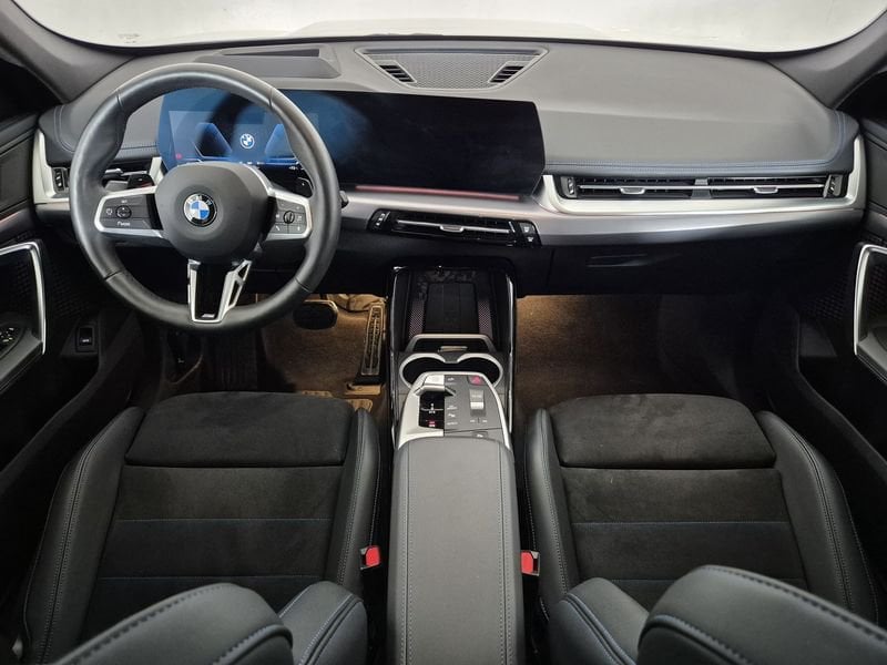 https://cdn-dk.caraffinity.it/dealer/datafiles/vehicle/images/800/1452/1TjwC6aIE8qTG6wk.jpg