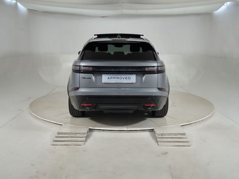 https://cdn-dk.caraffinity.it/dealer/datafiles/vehicle/images/800/1452/1nk8fwWfaXYJW2Vq.jpg