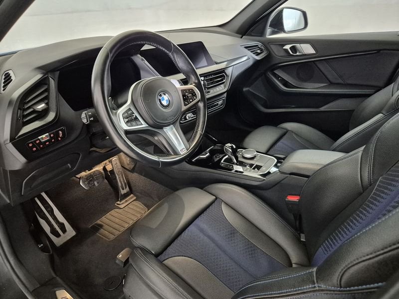 https://cdn-dk.caraffinity.it/dealer/datafiles/vehicle/images/800/1452/1ys0dH0ddPTJ6V3E.jpg