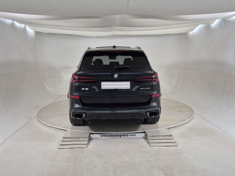 https://cdn-dk.caraffinity.it/dealer/datafiles/vehicle/images/800/1452/2D3YpvGQhITwktfb.jpg