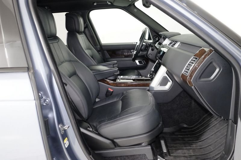 https://cdn-dk.caraffinity.it/dealer/datafiles/vehicle/images/800/1452/2DobHCVf6sRsXF8Z.JPG