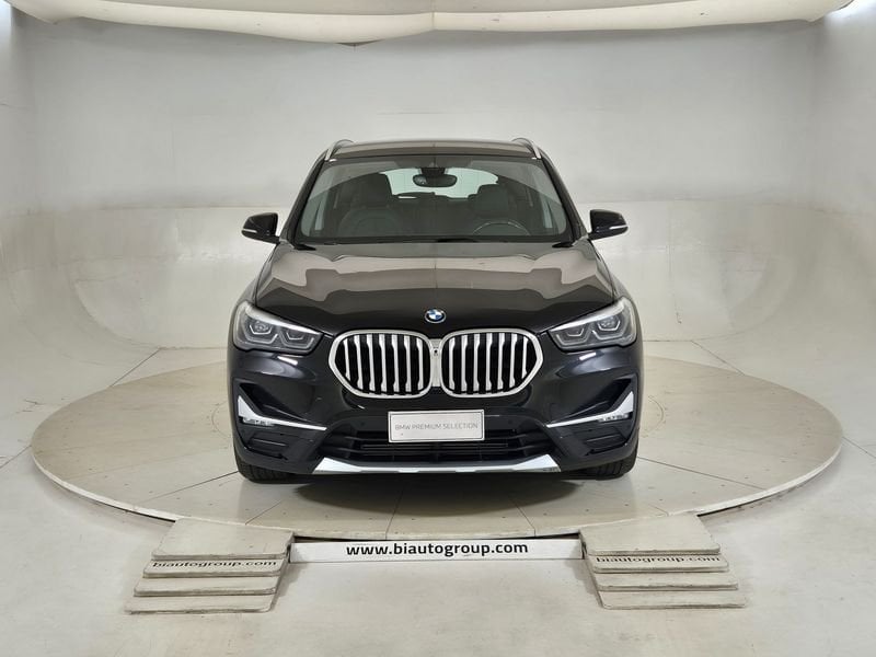 https://cdn-dk.caraffinity.it/dealer/datafiles/vehicle/images/800/1452/2EjKoztbv9NDFV5s.jpg