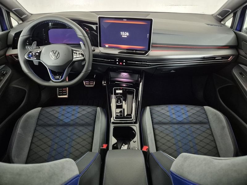https://cdn-dk.caraffinity.it/dealer/datafiles/vehicle/images/800/1452/2IoLDLDcc98wT3jp.jpg