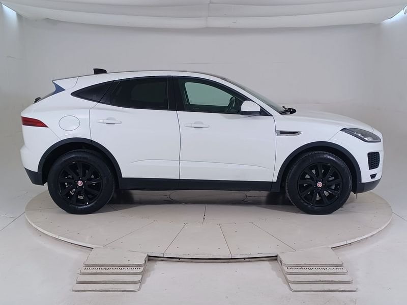 https://cdn-dk.caraffinity.it/dealer/datafiles/vehicle/images/800/1452/36QO5o0zK28kKekn.jpg