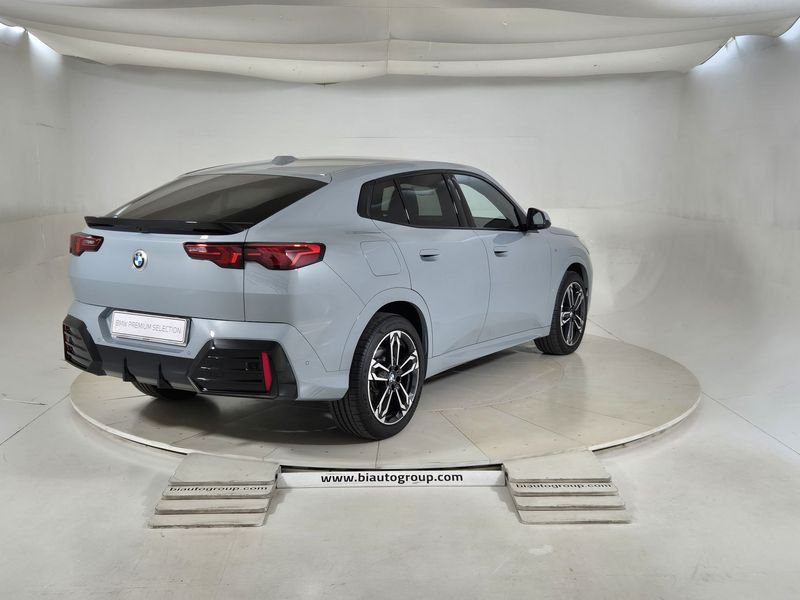 https://cdn-dk.caraffinity.it/dealer/datafiles/vehicle/images/800/1452/392rVbwGLqGhHIBx.jpg