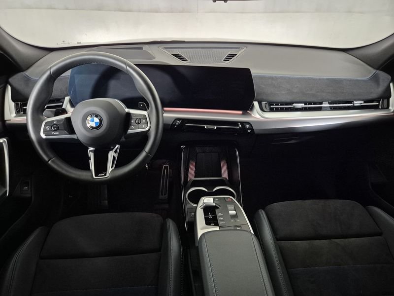 https://cdn-dk.caraffinity.it/dealer/datafiles/vehicle/images/800/1452/3qb05qnKD1Eag6kK.jpg