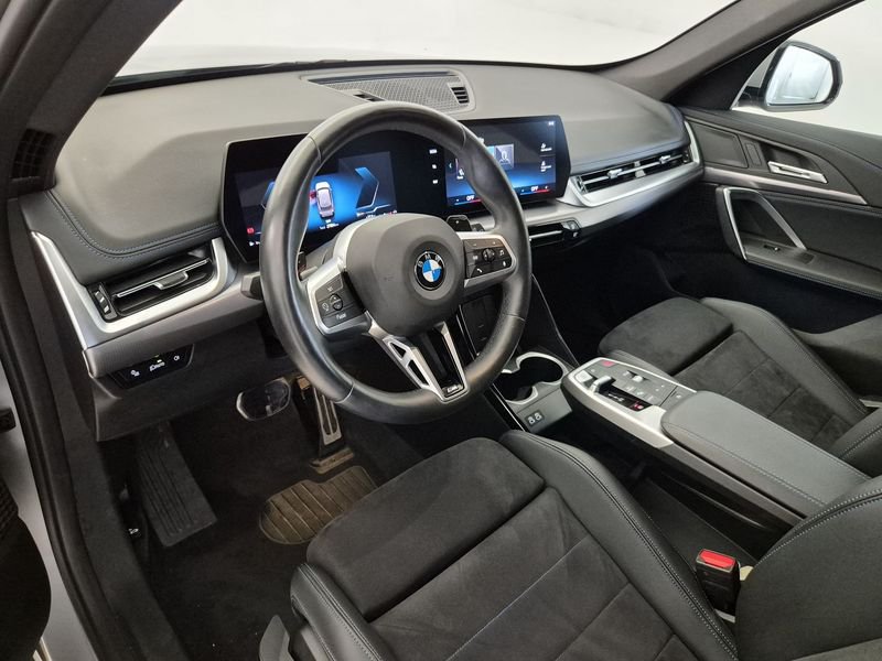 https://cdn-dk.caraffinity.it/dealer/datafiles/vehicle/images/800/1452/3rmo9fgP1z4UWb9u.jpg