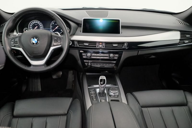 https://cdn-dk.caraffinity.it/dealer/datafiles/vehicle/images/800/1452/5BJT7c5yXSuEUOO2.JPG