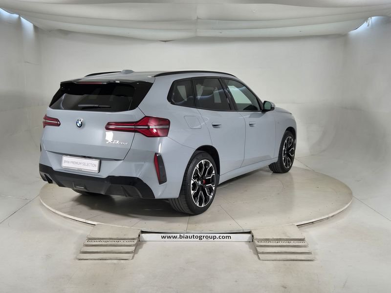 https://cdn-dk.caraffinity.it/dealer/datafiles/vehicle/images/800/1452/6lbjG4SqE936Grml.jpg
