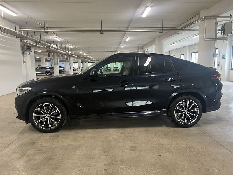https://cdn-dk.caraffinity.it/dealer/datafiles/vehicle/images/800/1452/7aXmrEp0Nno16CHW.jpeg