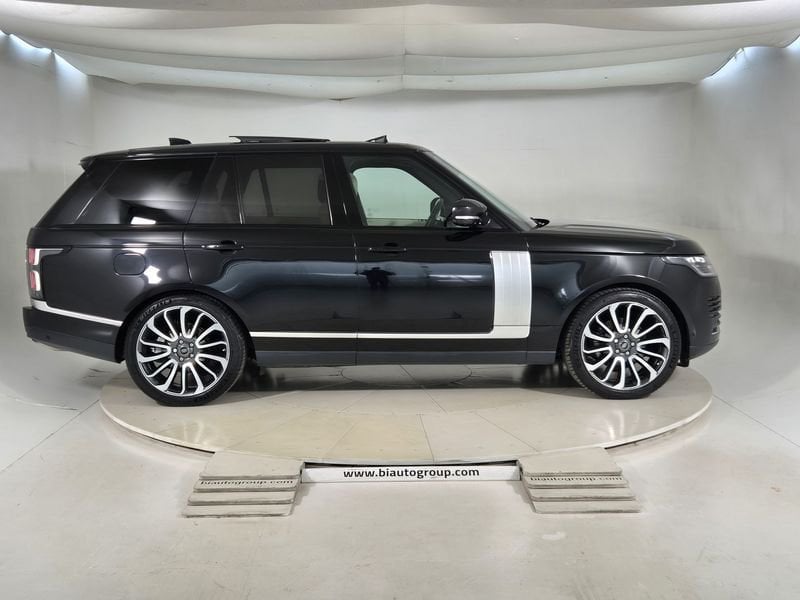 https://cdn-dk.caraffinity.it/dealer/datafiles/vehicle/images/800/1452/7k4hK13Pue9V4e3S.jpg