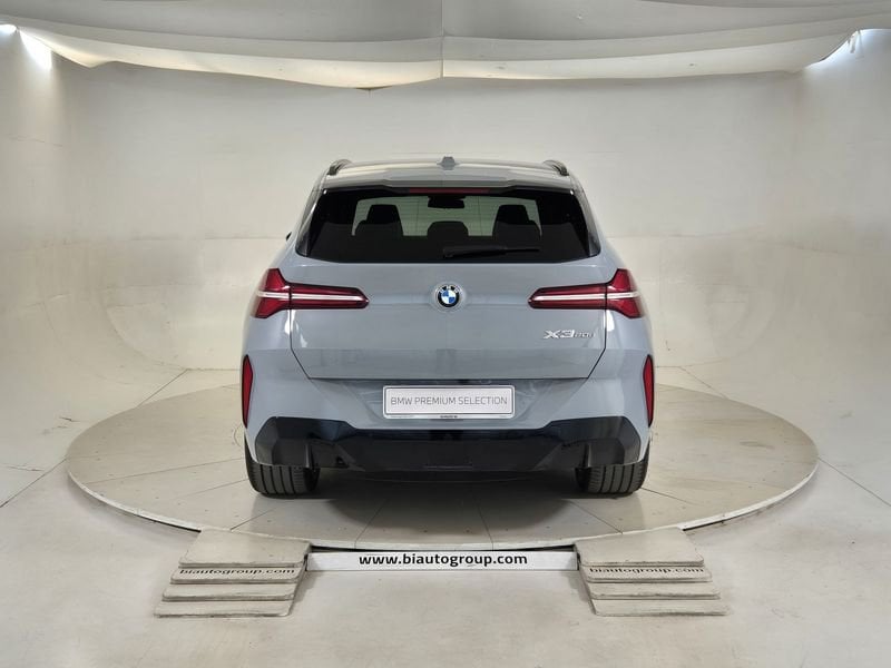 https://cdn-dk.caraffinity.it/dealer/datafiles/vehicle/images/800/1452/8LgOIZEU4dIpHTuP.jpg