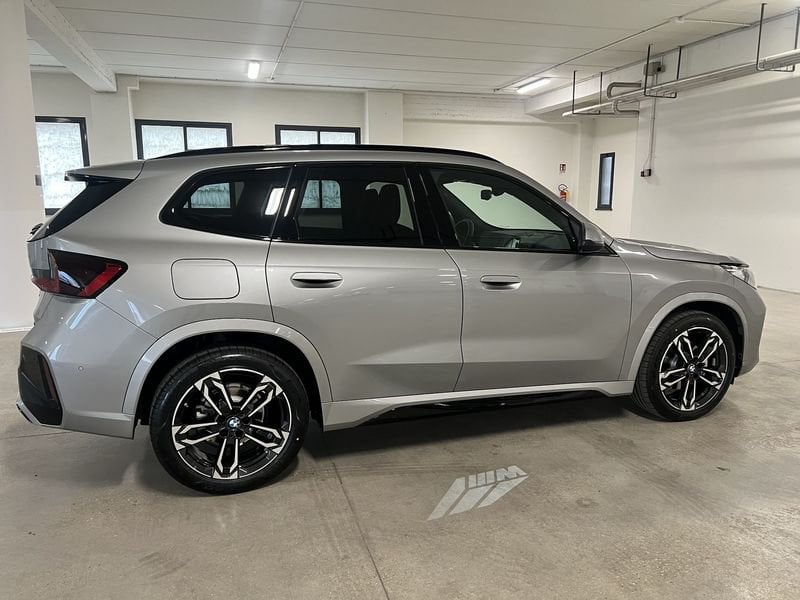 https://cdn-dk.caraffinity.it/dealer/datafiles/vehicle/images/800/1452/8qnTPztOwIa6KQeq.jpeg