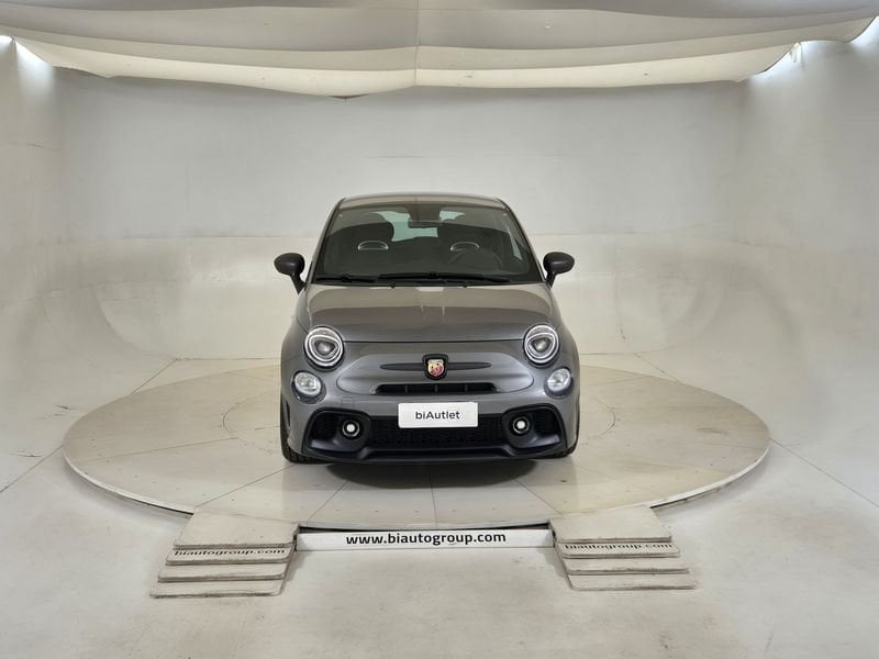 https://cdn-dk.caraffinity.it/dealer/datafiles/vehicle/images/800/1452/9LBTAfYTw7CP9nsU.jpg