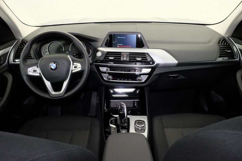 https://cdn-dk.caraffinity.it/dealer/datafiles/vehicle/images/800/1452/9eooAbDGIWCFgUtR.JPG