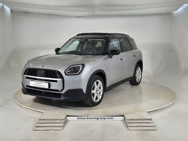 https://cdn-dk.caraffinity.it/dealer/datafiles/vehicle/images/800/1452/AZYKYbCzmhQjAN20.jpg?format=jpeg
