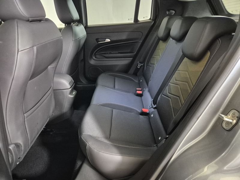https://cdn-dk.caraffinity.it/dealer/datafiles/vehicle/images/800/1452/AvBcRXGK2i9quX4z.jpg
