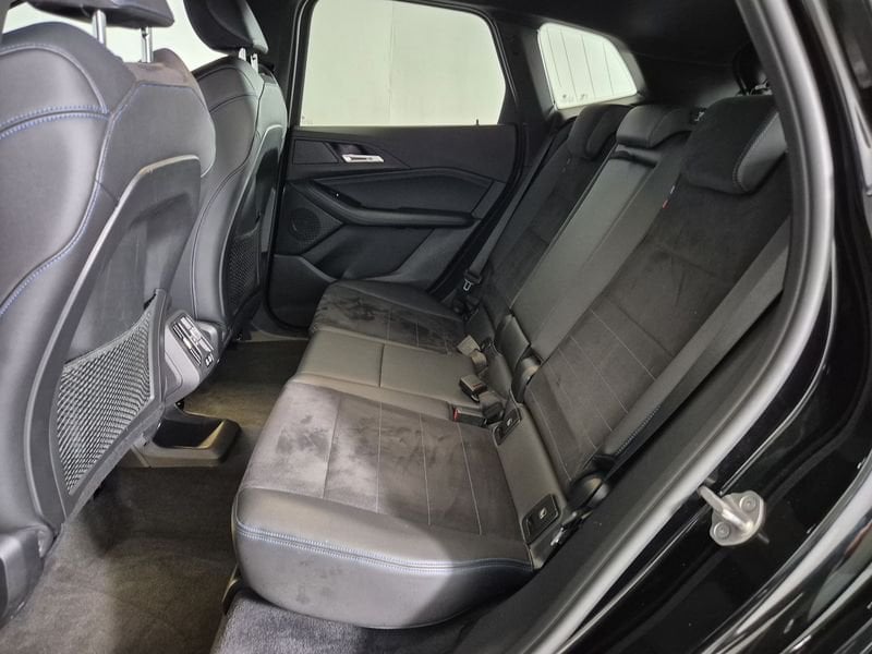 https://cdn-dk.caraffinity.it/dealer/datafiles/vehicle/images/800/1452/CAk44eE4Uje0VrGV.jpg
