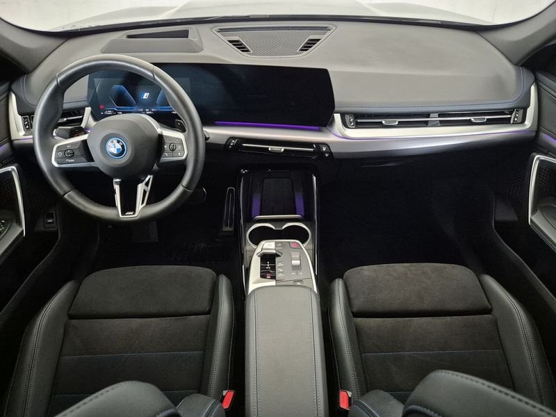 https://cdn-dk.caraffinity.it/dealer/datafiles/vehicle/images/800/1452/CKItHAtHQKHFRx3P.jpg