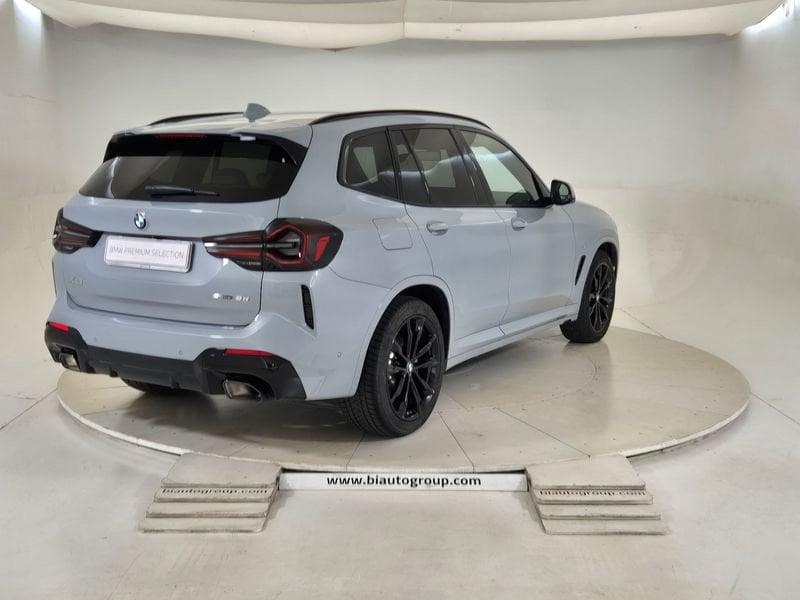 https://cdn-dk.caraffinity.it/dealer/datafiles/vehicle/images/800/1452/Ci0kUxn2j7hmAhBd.jpg