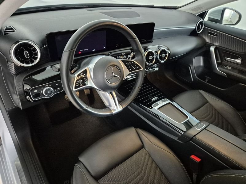 https://cdn-dk.caraffinity.it/dealer/datafiles/vehicle/images/800/1452/DL19juLqknNlKFGf.jpg