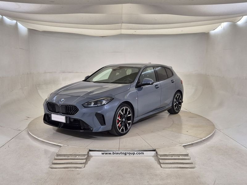 https://cdn-dk.caraffinity.it/dealer/datafiles/vehicle/images/800/1452/DfNvQCioWyNzWhnJ.jpg?format=jpeg