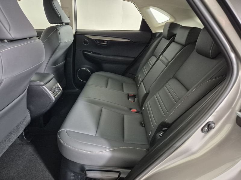 https://cdn-dk.caraffinity.it/dealer/datafiles/vehicle/images/800/1452/Dn8uNveQVneB3itL.jpg