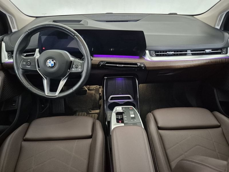 https://cdn-dk.caraffinity.it/dealer/datafiles/vehicle/images/800/1452/DnyxFMYl7eloRzki.jpg
