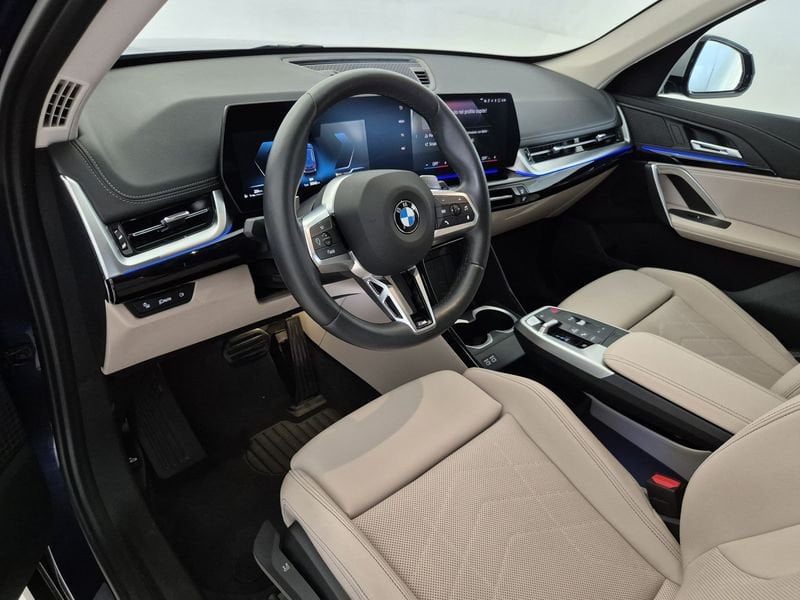 https://cdn-dk.caraffinity.it/dealer/datafiles/vehicle/images/800/1452/F4Yo1IP1WB4f4i6v.jpg