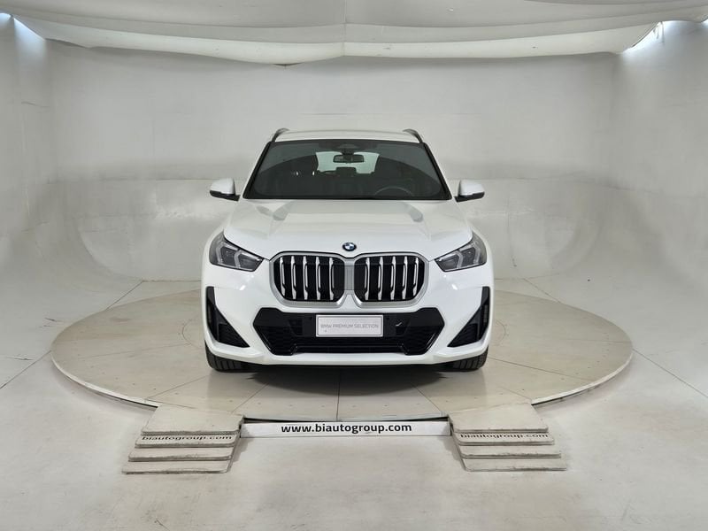 https://cdn-dk.caraffinity.it/dealer/datafiles/vehicle/images/800/1452/FZylY5SagsOdidmn.jpg