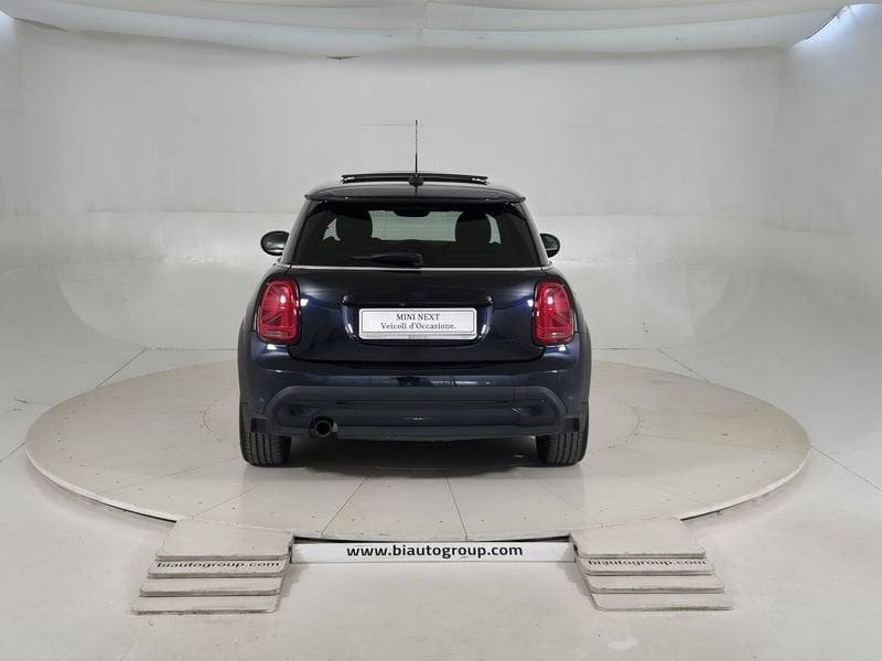 https://cdn-dk.caraffinity.it/dealer/datafiles/vehicle/images/800/1452/Fal0IdRjXft8ViIC.jpg