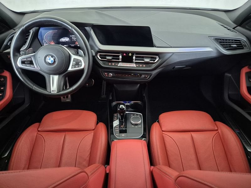 https://cdn-dk.caraffinity.it/dealer/datafiles/vehicle/images/800/1452/Fi3Dtzh03rdc87UI.jpg