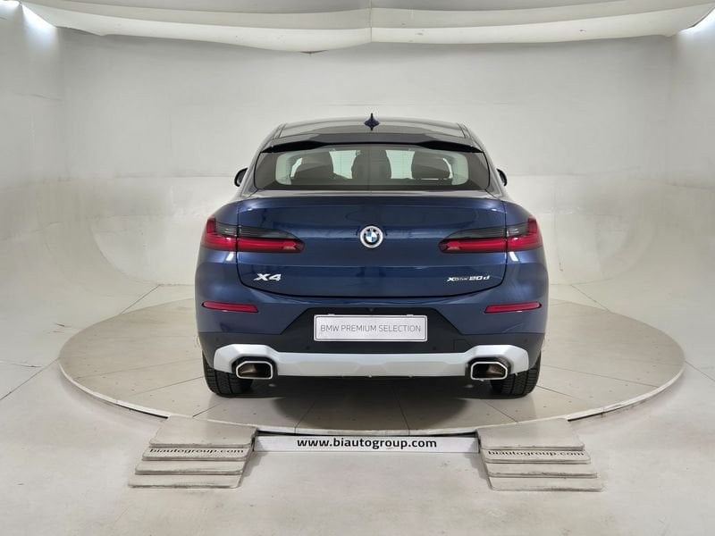 https://cdn-dk.caraffinity.it/dealer/datafiles/vehicle/images/800/1452/G8sfuOPawDWTrPnl.jpg