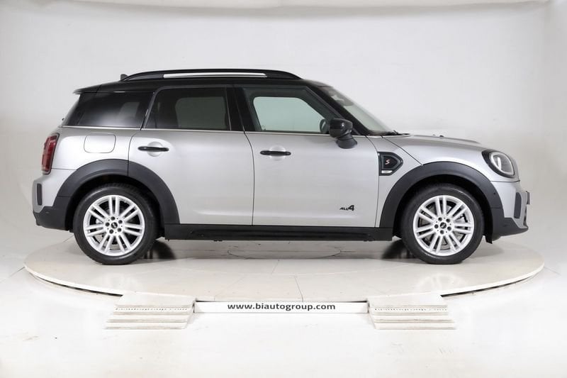 https://cdn-dk.caraffinity.it/dealer/datafiles/vehicle/images/800/1452/GoL3EG04Rm1Vcx3z.JPG