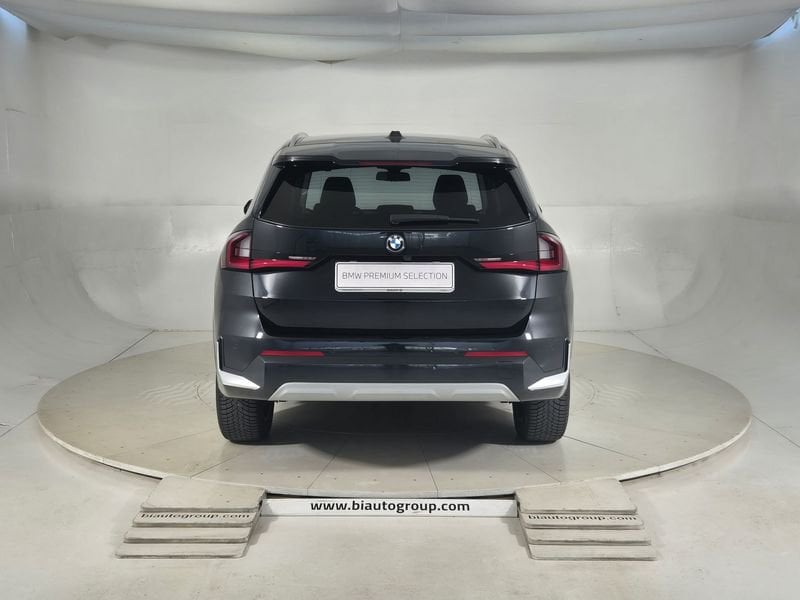 https://cdn-dk.caraffinity.it/dealer/datafiles/vehicle/images/800/1452/Hixi96cqBWhLPhvy.jpg