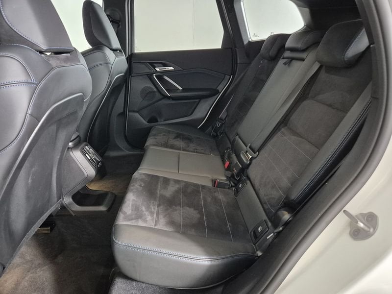 https://cdn-dk.caraffinity.it/dealer/datafiles/vehicle/images/800/1452/Hmb0Fx8mUSd1r0EX.jpg