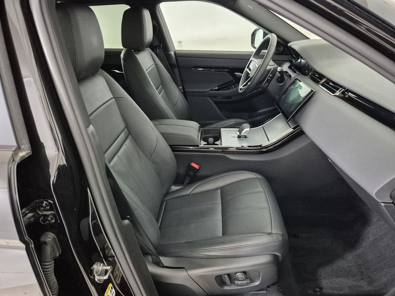 https://cdn-dk.caraffinity.it/dealer/datafiles/vehicle/images/800/1452/HoS9u4XnSrPfnUF5.jpg