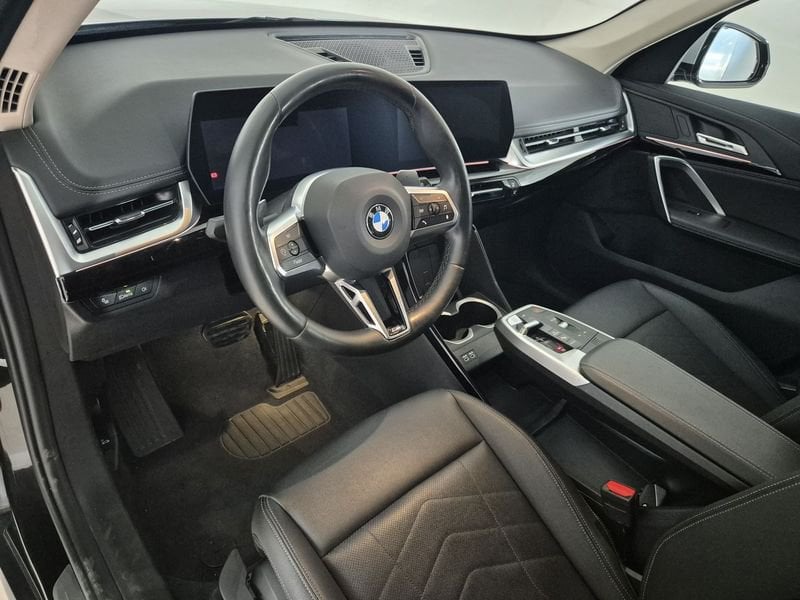 https://cdn-dk.caraffinity.it/dealer/datafiles/vehicle/images/800/1452/IPiYi3ROcm4p9oNi.jpg