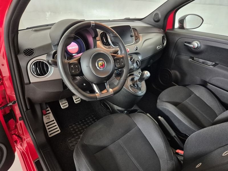 https://cdn-dk.caraffinity.it/dealer/datafiles/vehicle/images/800/1452/J9vc9HmcZwgbgrIk.jpg