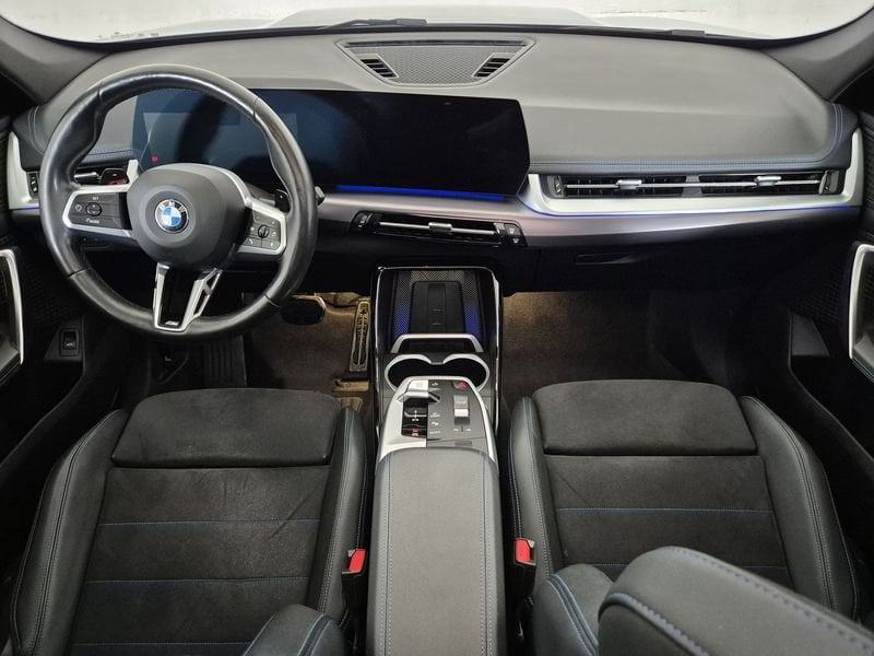 https://cdn-dk.caraffinity.it/dealer/datafiles/vehicle/images/800/1452/JOOranfN8AQAmrnK.jpg