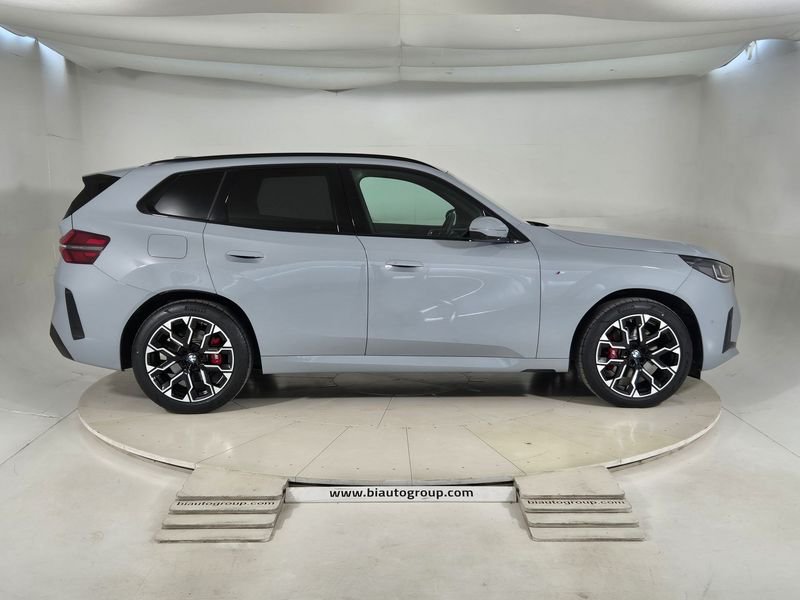 https://cdn-dk.caraffinity.it/dealer/datafiles/vehicle/images/800/1452/JUR0dJlkslYwe3tl.jpg