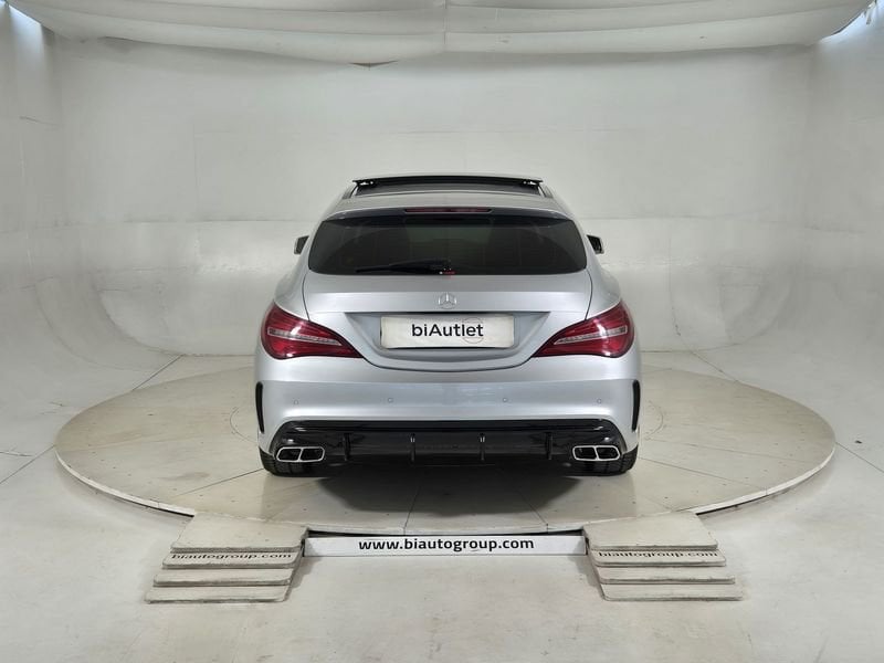 https://cdn-dk.caraffinity.it/dealer/datafiles/vehicle/images/800/1452/K3dzTDYbzhjTJsAj.jpg